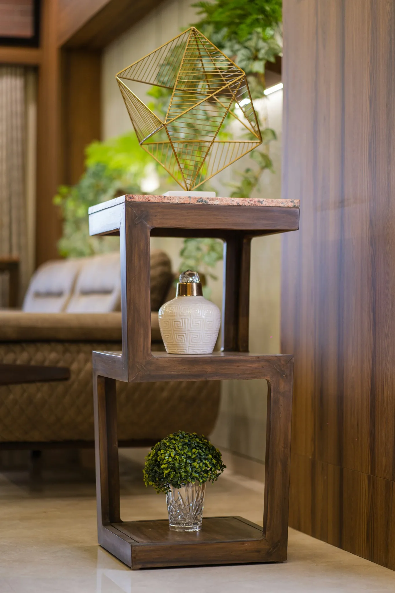 میز کناری چوبی